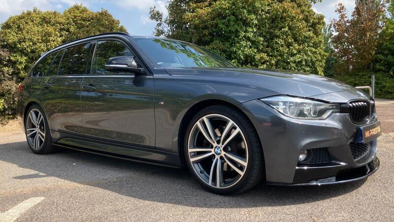 BMW 3 Series view 4