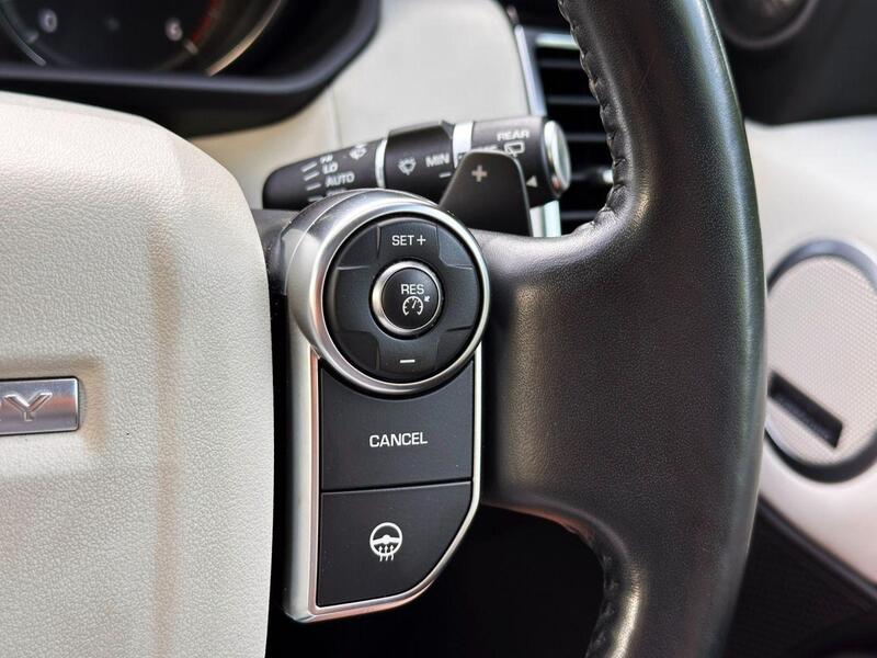 Land Rover Discovery view 28