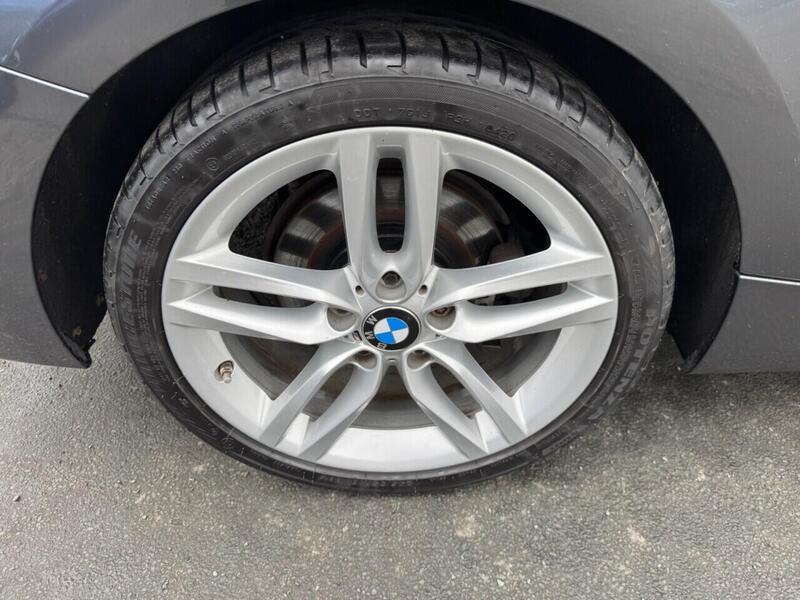BMW 2 Series view 5