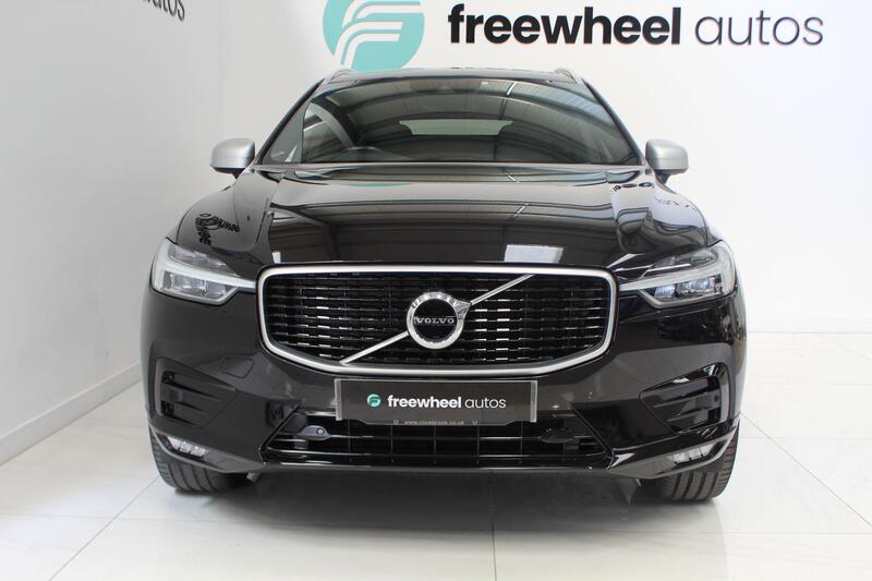 2018 Volvo XC60 in Black — image 25 of 74