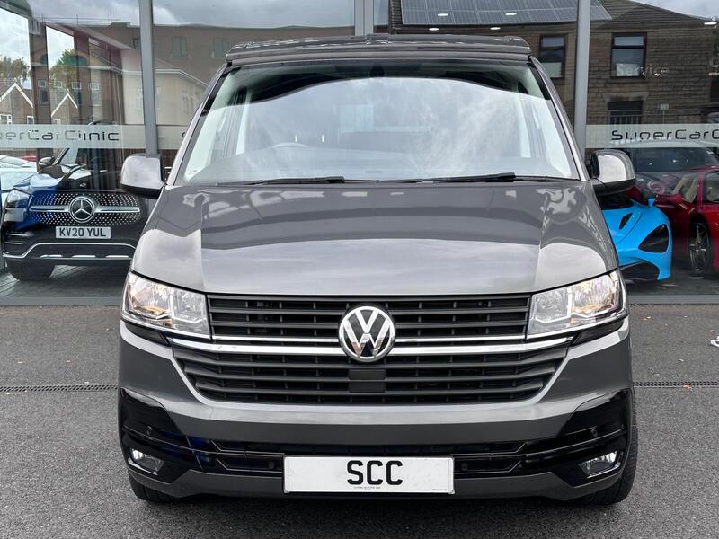Volkswagen Transporter view 2