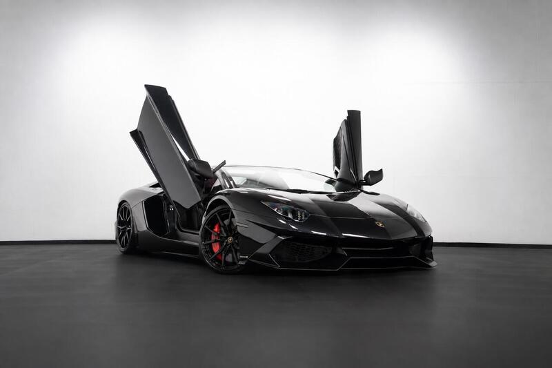 Lamborghini Aventador view 3