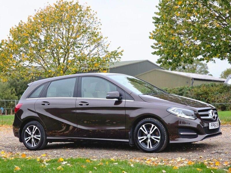 Mercedes-Benz B-Class view 2