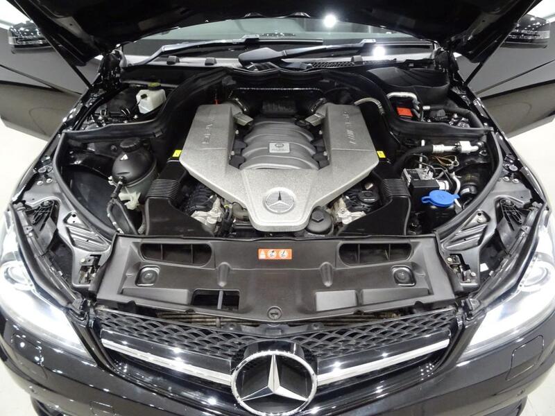 Mercedes-Benz C-Class view 19