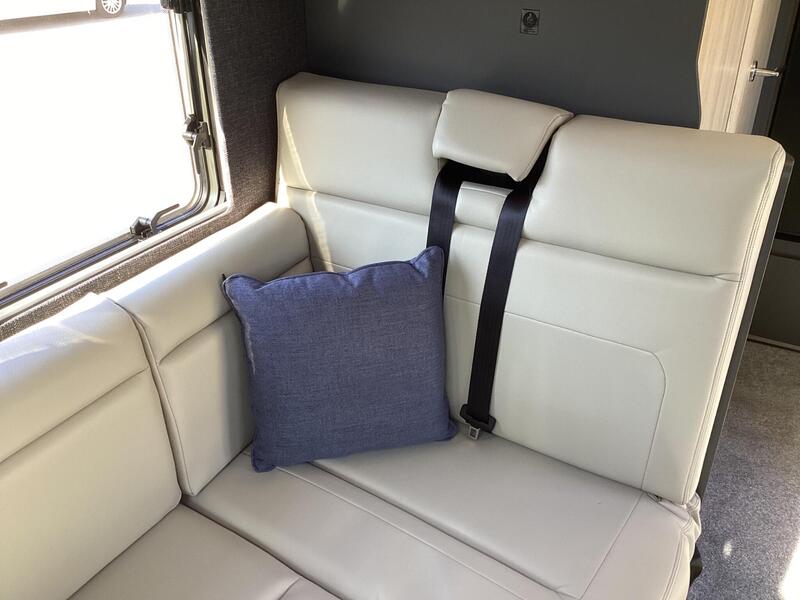Auto-Trail F-Line F62 — image 13