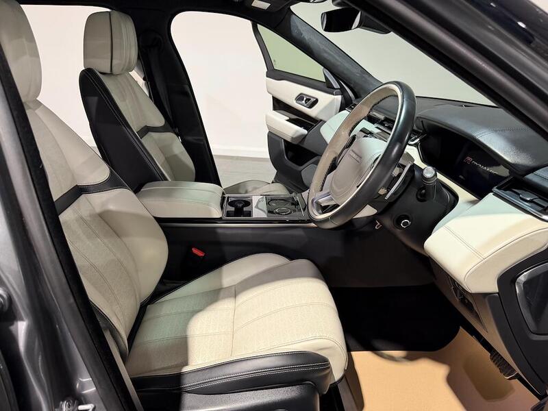 Land Rover Range Rover Velar view 5