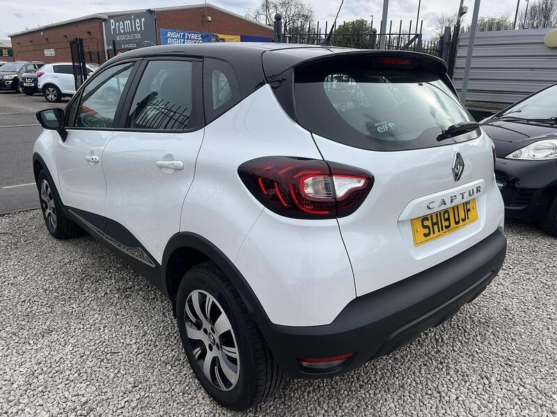Renault Captur view 4