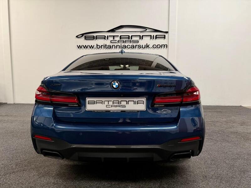 BMW 5 Series view 5