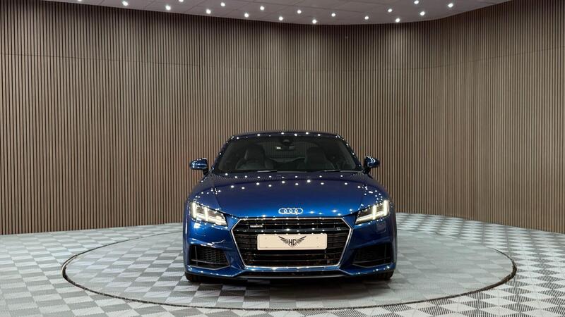 Audi TT view 4