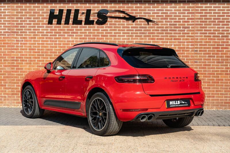 Porsche Macan view 6