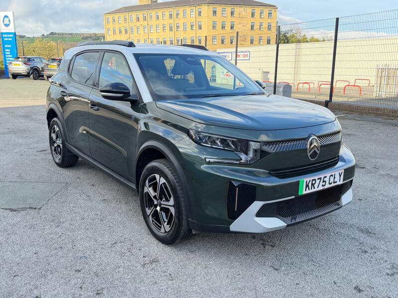 Citroen e-C3 Aircross — photo 1