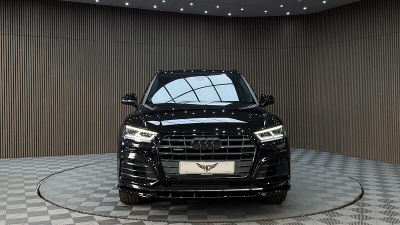 Audi Audi Q5 view 4