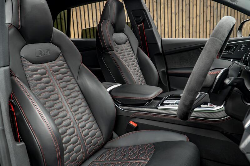 Audi Audi RSQ8 view 2