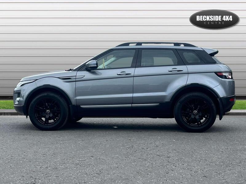 Land Rover Range Rover Evoque view 5