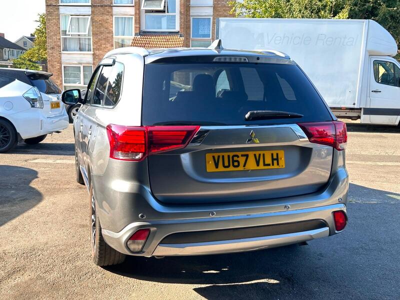 Mitsubishi Outlander view 7