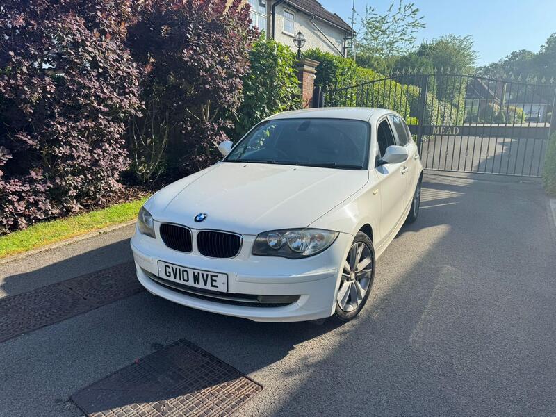 BMW 1 Series — photo 1