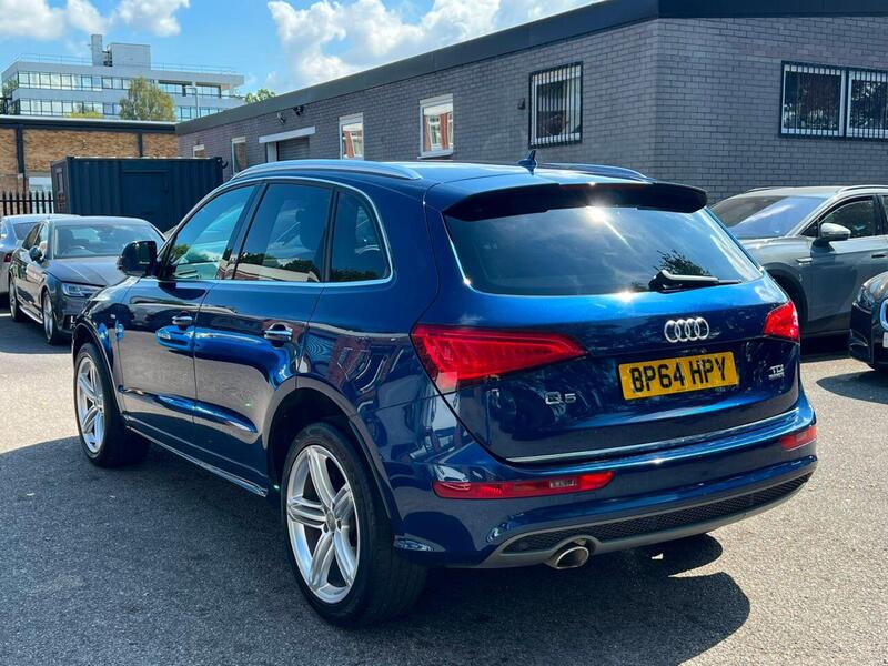 Audi Audi Q5 view 4