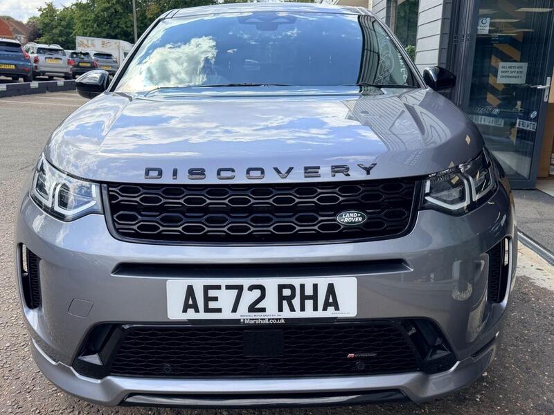 Land Rover Discovery Sport view 4