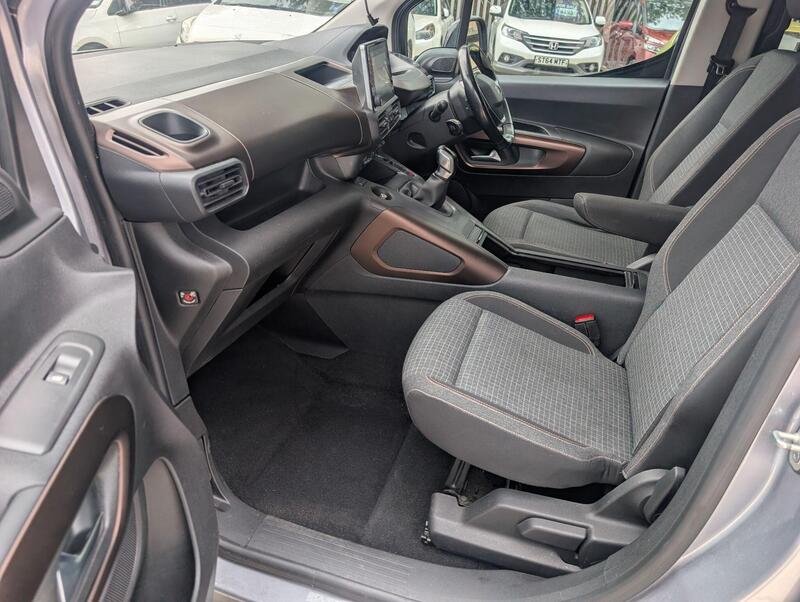 Peugeot Rifter view 7
