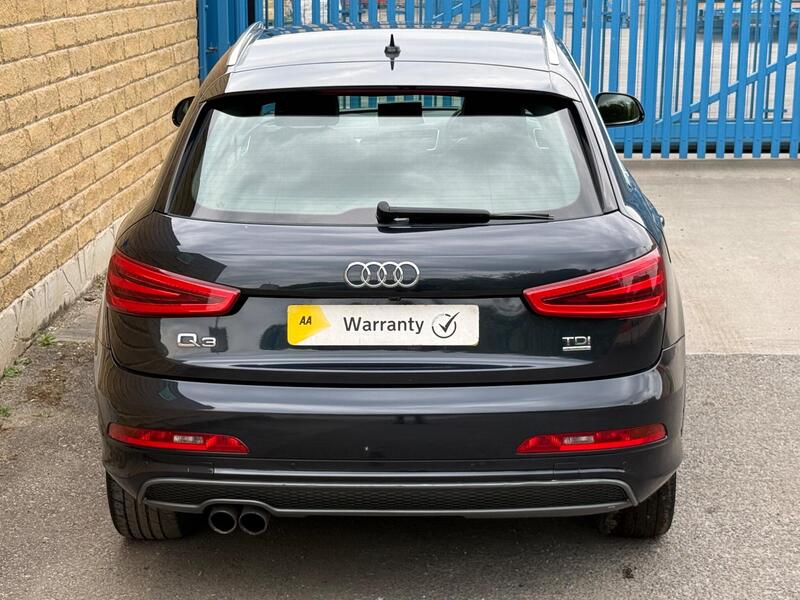 Audi Audi Q3 view 6