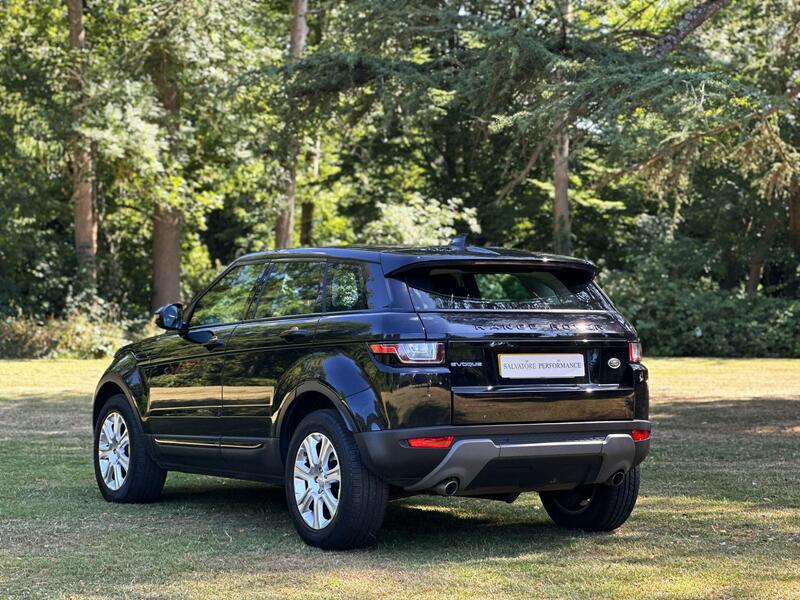 Land Rover Range Rover Evoque view 4