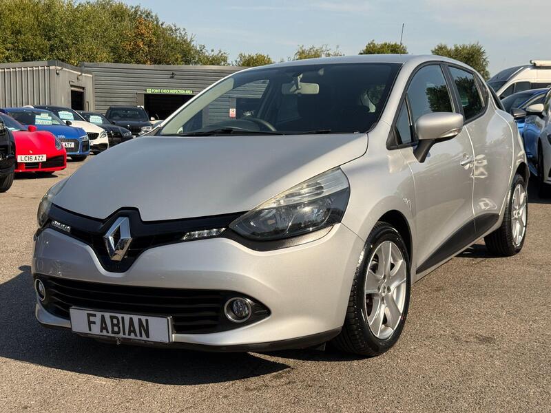 Renault Clio view 3