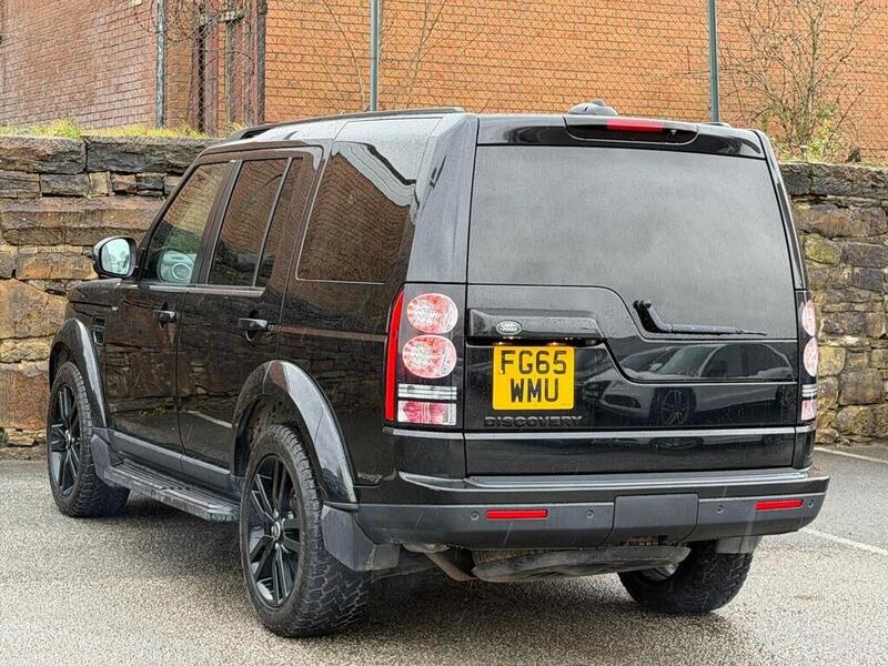 Land Rover Discovery view 5