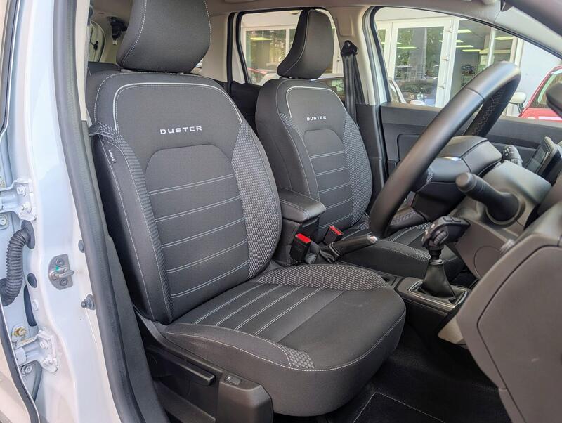 Dacia Duster view 3