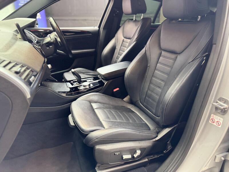 BMW X4 view 55