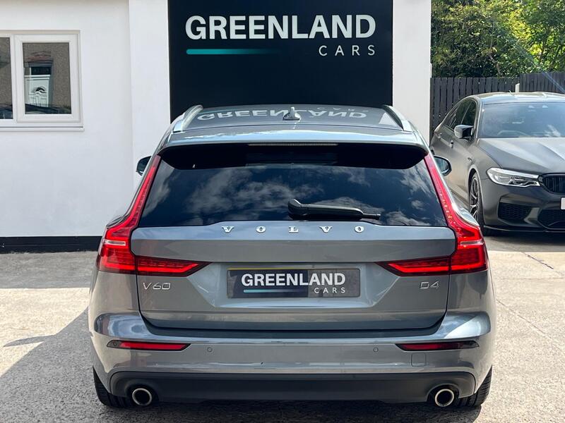 Volvo V60 view 5