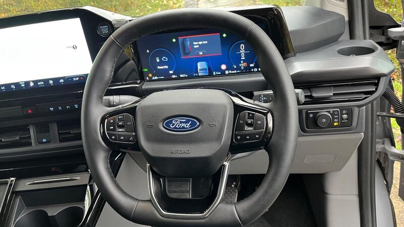 2026 Ford Transit Custom — photo 38