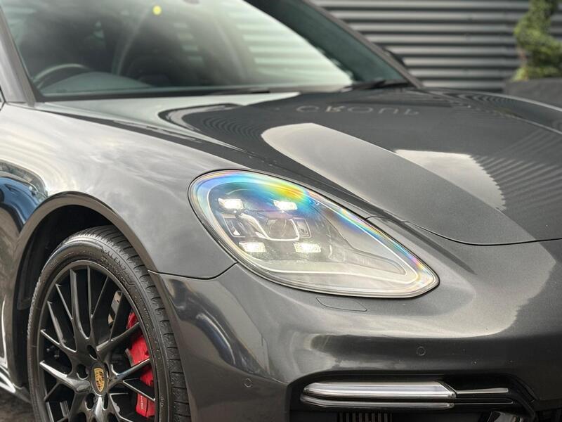 Porsche Panamera view 4