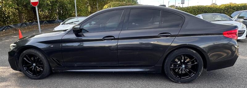 BMW 5 Series view 5