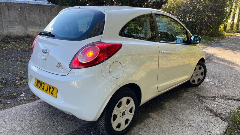 2013 Ford Ka — photo 12
