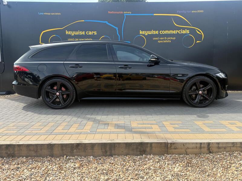 Jaguar XF view 6