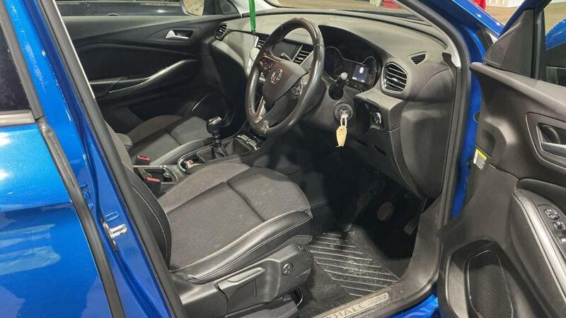 Vauxhall Grandland X view 2