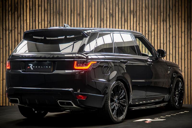 Land Rover Range Rover Sport view 4
