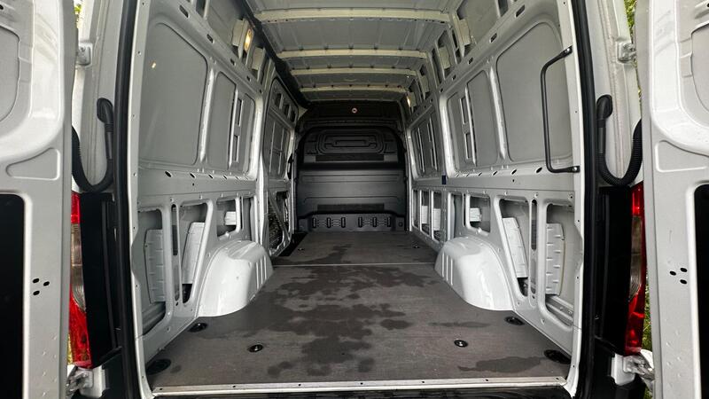 2026 Mercedes-Benz Sprinter — photo 11