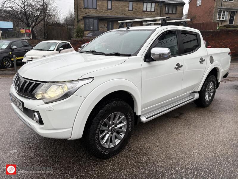 Mitsubishi L200 view 4