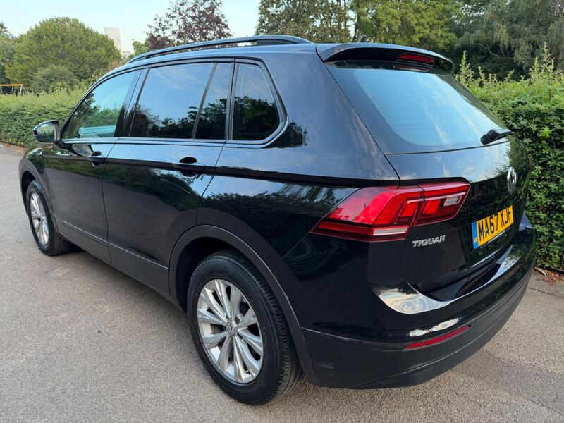 Volkswagen Tiguan view 7