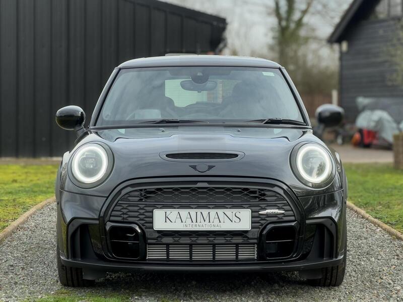 MINI Hatch view 2