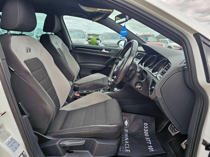 Volkswagen Golf view 7
