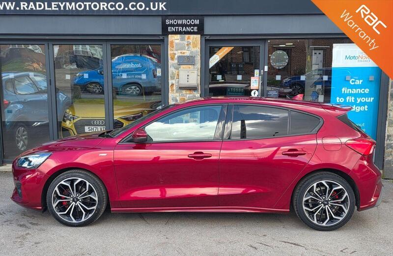 Ford Focus view 2