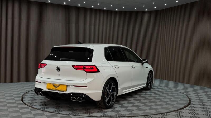 Volkswagen Golf view 5