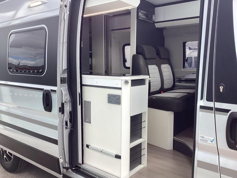 Adria Twin Supreme — image 8