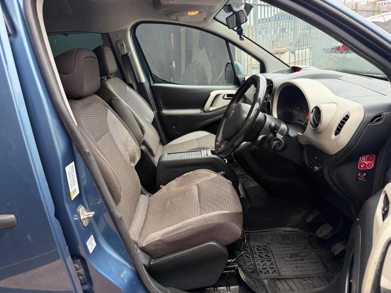 Peugeot Partner Tepee view 5