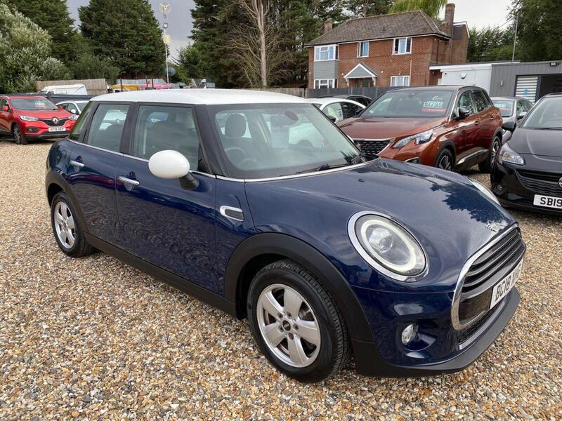 Mini Cooper view 2