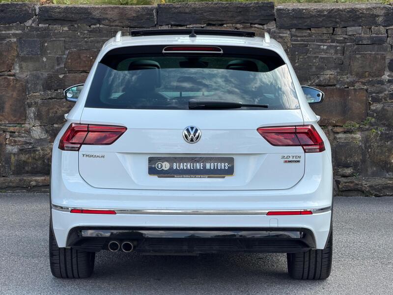Volkswagen Tiguan view 6