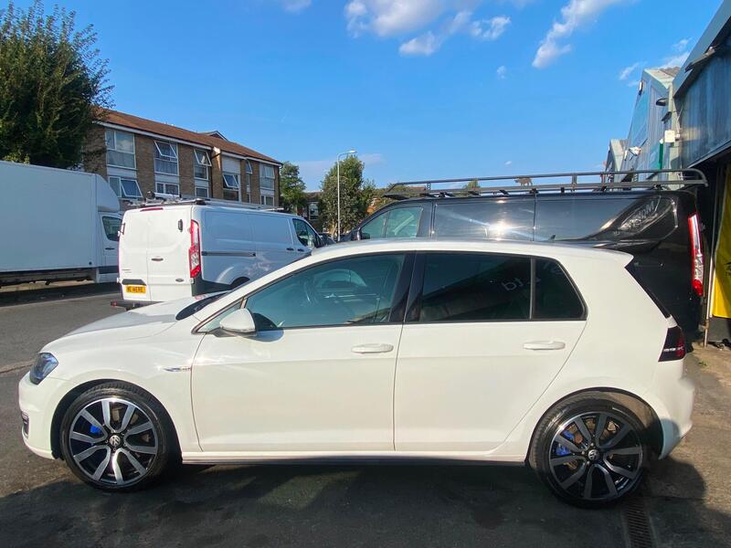 Volkswagen Golf view 7