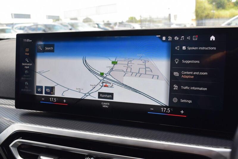 BMW 3 Series view 4